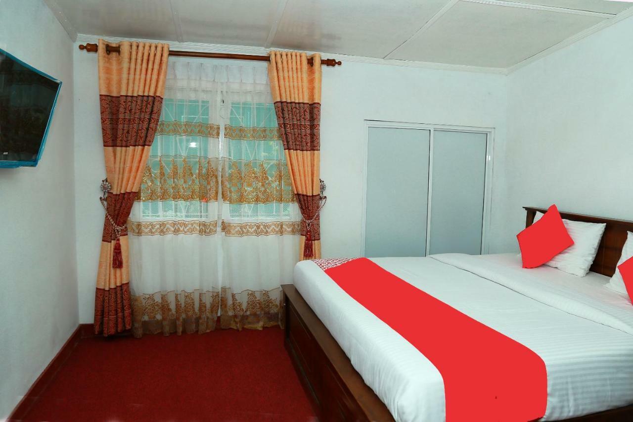 Oyo 238 Selva'S Guest House Нувара-Элия Экстерьер фото