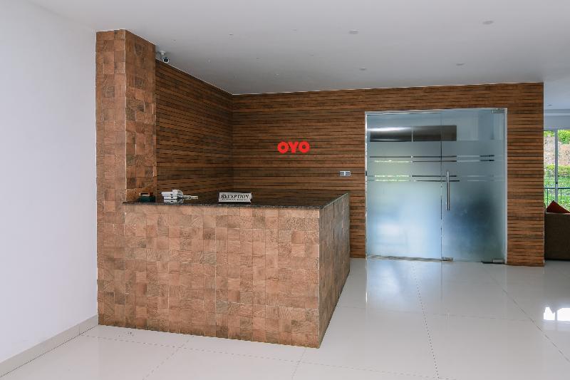 Oyo 238 Selva'S Guest House Нувара-Элия Экстерьер фото