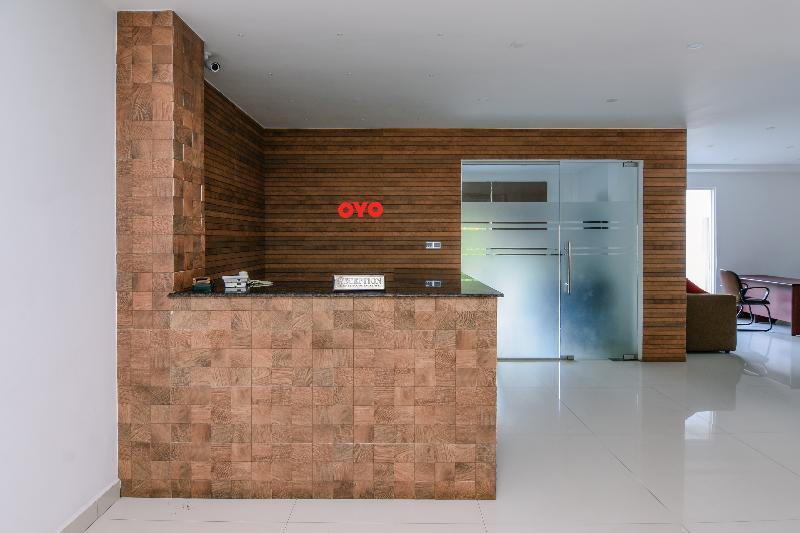 Oyo 238 Selva'S Guest House Нувара-Элия Экстерьер фото