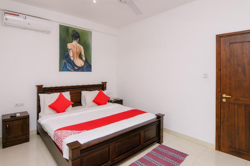Oyo 238 Selva'S Guest House Нувара-Элия Экстерьер фото