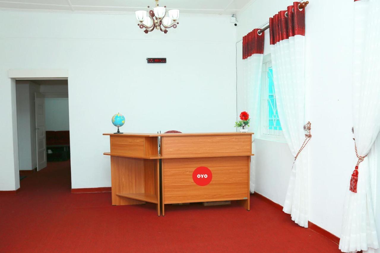 Oyo 238 Selva'S Guest House Нувара-Элия Экстерьер фото