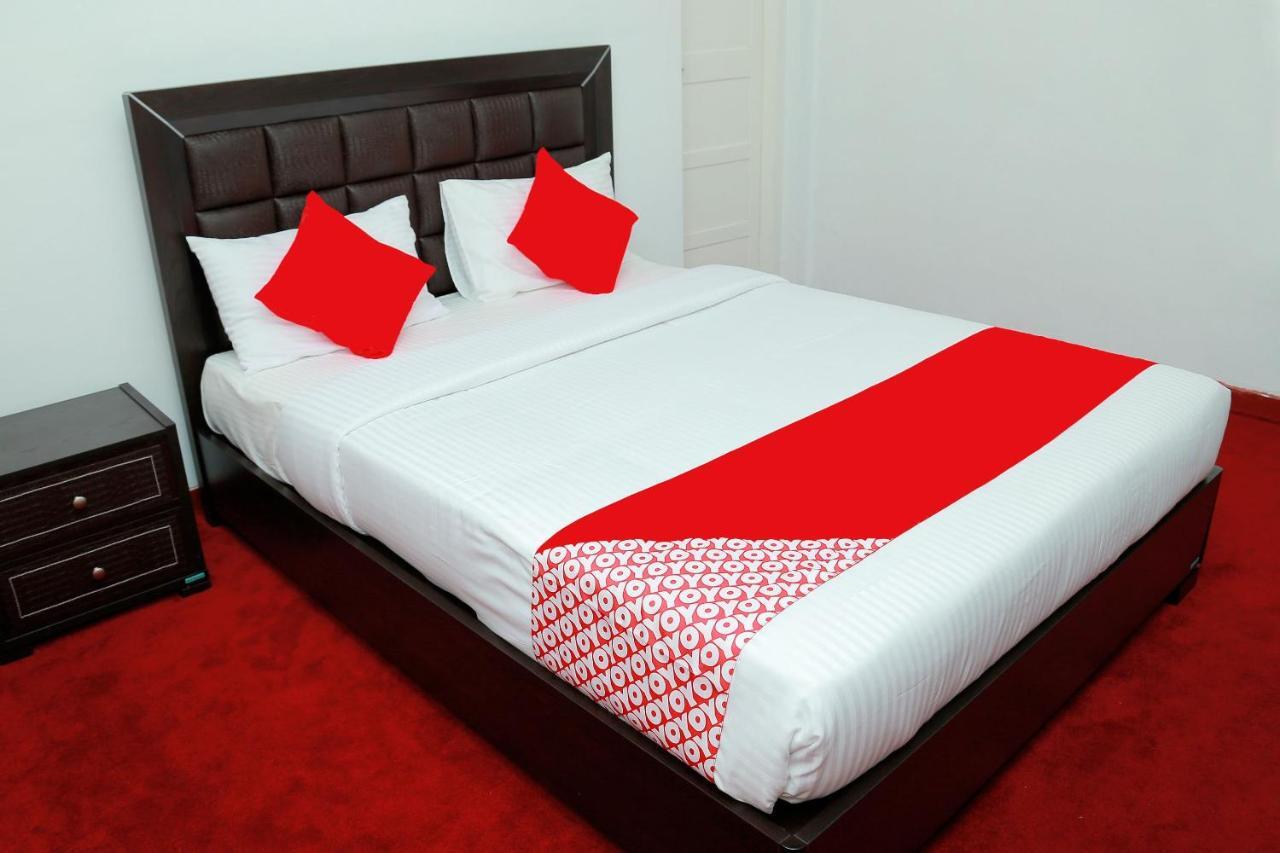 Oyo 238 Selva'S Guest House Нувара-Элия Экстерьер фото