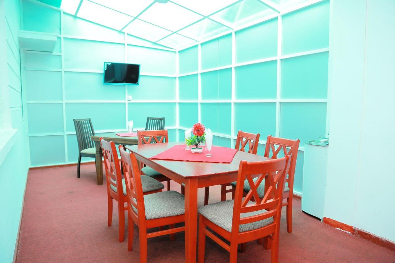 Oyo 238 Selva'S Guest House Нувара-Элия Экстерьер фото
